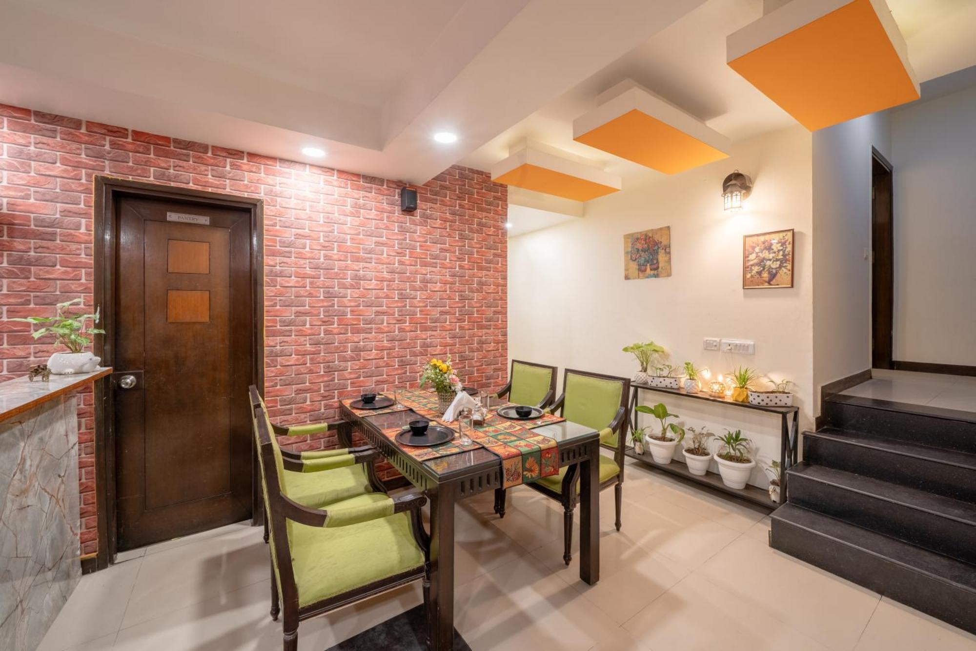 Lime Stays B&B Gk-2 At Greater Kailash Metro South Delhi Nearby Saket Select City Нью-Дели Экстерьер фото